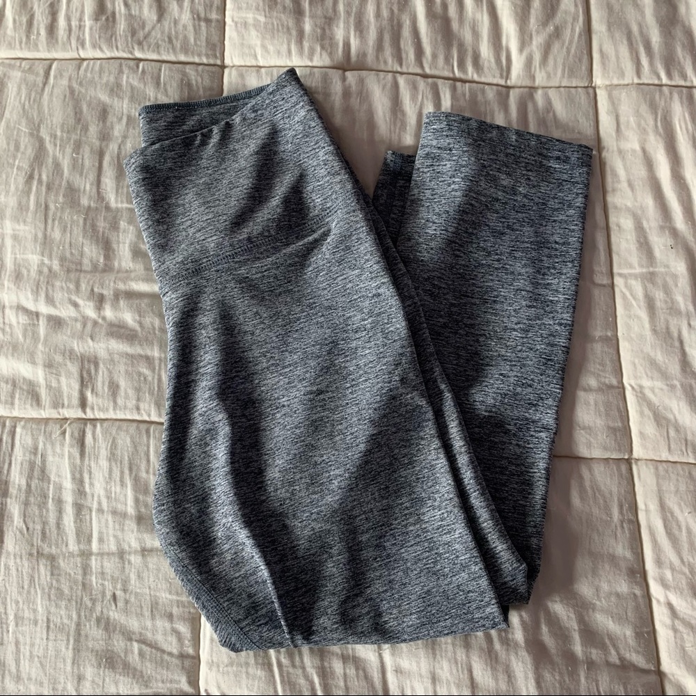 Nike grey cropped leggings